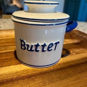 Butter Bell crock by L.Tremain